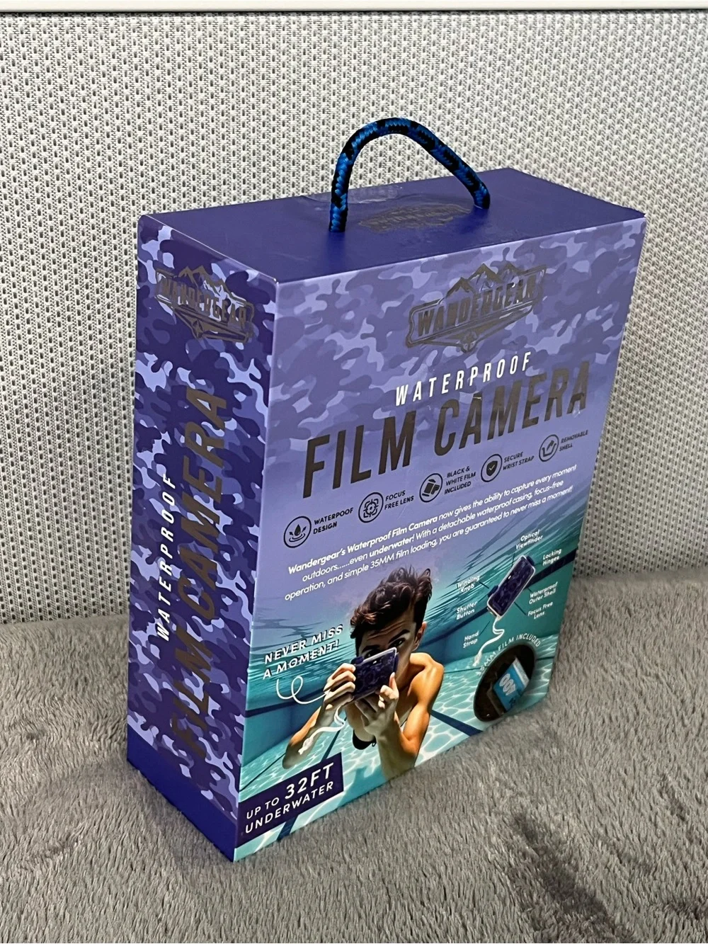 Waterproof / underwater Camera. Reusable. Film included. Great gift. New!